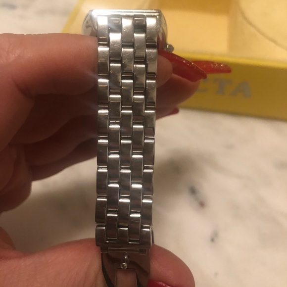 Invicta Women’s Watch - Picture 13 of 14